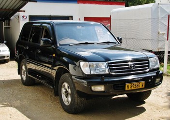 Roleta do bagażnika Toyota Land Cruiser V8